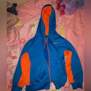 Toddler boys Nike therms fit zip up - small stain on right sleeve size 7